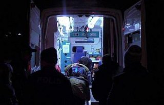 Polise yakalanmamak için balkondan atladı