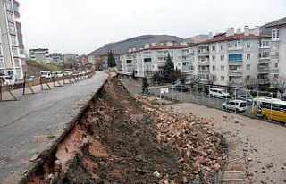 Tokat'ta sitenin istinat duvarı çöktü