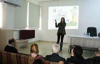 Yazar Hanzade Servi öğrencilerle buluştu
