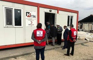 Barakada yaşayan yaşlı kadına Kızılay'dan prefabrik...