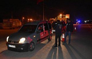 Kaymakam Arabacı uygulama noktasını denetledi