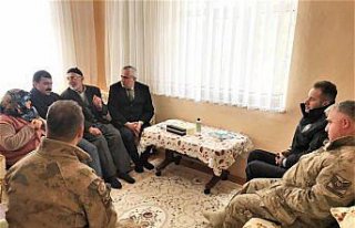 Koşal'dan şehit ailesine ziyaret