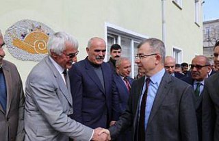 Vali Doruk, Şavşat'ta muhtarlarla buluştu