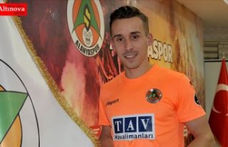 Alanyasporlu futbolcu Josef Sural hayatını kaybetti