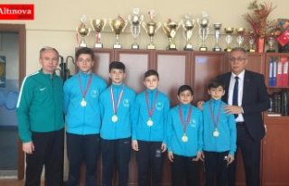 BAFRA ATATÜRK ORTAOKULU BÖLGE ŞAMPİYONU