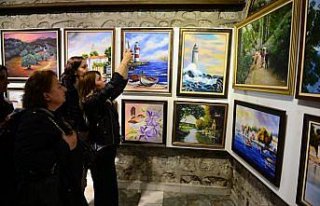Giresun'da yağlı boya resim sergisi açıldı