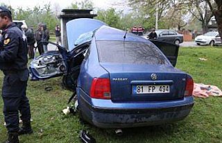GÜNCELLEME - Düzce'de otomobil takla attı: 1 ölü,...
