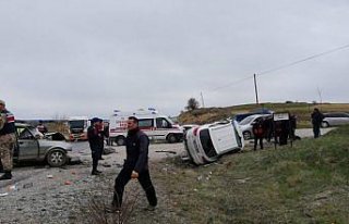 Kastamonu'da ciple otomobil çarpıştı: 2 ölü,...