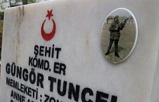 Polislerden şehide vefa