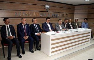 Sinop'da AK Parti'li belediye başkanları bir araya...