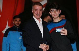 Trabzonspor'da altyapı oyuncularına genç üye kartı