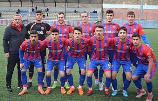 19 yaş altı maçında 15 kırmızı kart çıktı