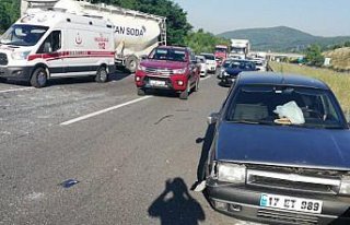 Anadolu Otoyolu'nda zincirleme trafik kazası: 5 yaralı