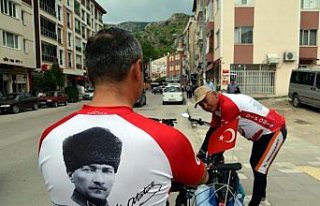 Ata'nın izinde bisikletle Aydın'dan Samsun'a