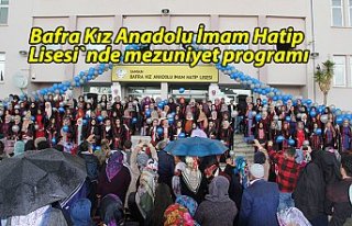 Bafra Kız Anadolu İmam Hatip Lisesi`nde mezuniyet...