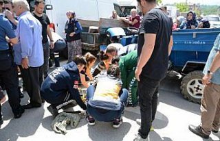 Düzce'de tarım aracı kaza yaptı: 2 yaralı