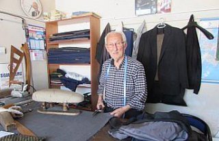 Ladik'te terzilerde bayram öncesi yoğunluk