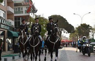 Samsun'da 1919 metrelik Türk bayrağı açıldı