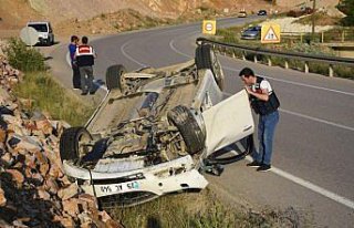 Gümüşhane'de trafik kazaları: 4 yaralı