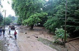 GÜNCELLEME - Düzce'de kuvvetli sağanak sele neden...