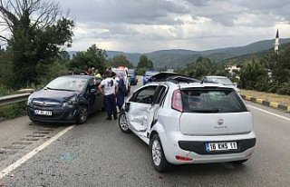 Karabük'te zincirleme trafik kazası: 4 yaralı