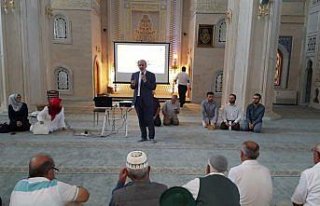 Müftülükten hacı adaylarına seminer