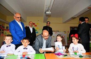 Öğrencilerin karne sevinci