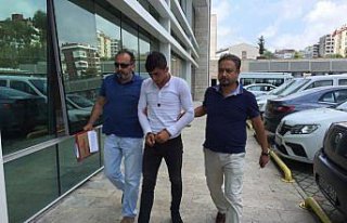 Arızalı motosikleti yardım etme bahanesiyle çaldığı...