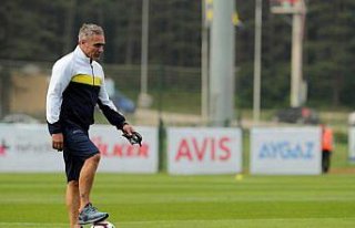 Fenerbahçe, Topuk Yaylası'ndaki ilk antrenmanını...