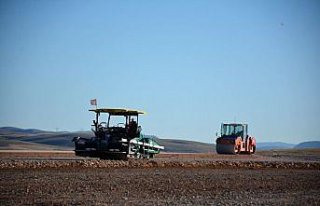 Gümüşhane'de havalimanı inşaatında çalışmalar...