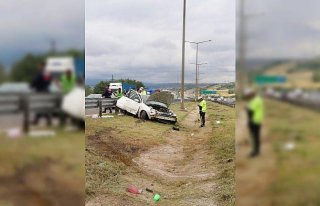 Otomobil takla attı: 5 yaralı