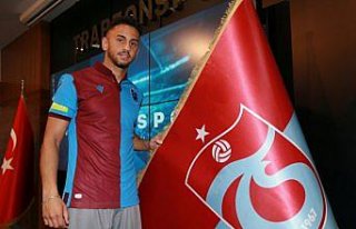 Trabzonspor, Ahmet Canbaz ile sözleşme imzaladı