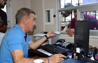 Trabzonspor'da başkan Ağaoğlu, kombine kart satışı...