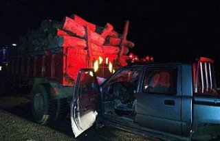 Sinop’ta traktör ile kamyonet çarpıştı: 1 ölü,...