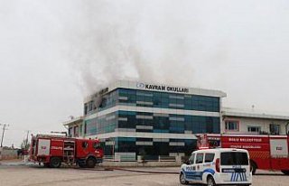Bolu'da tadilat yapılan özel okulda yangın