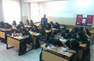 Öğrencilerden Mehmetçik'e mektup