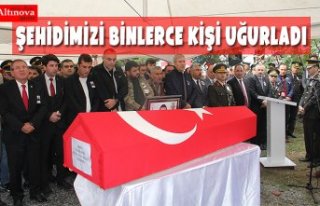 ŞEHİDİMİZİ BİNLERCE KİŞİ UĞURLADI