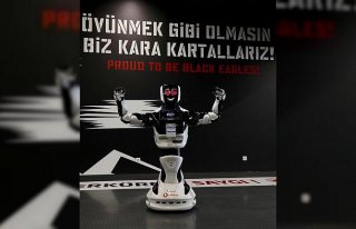 Vodafone'lu Robot Veysi, 