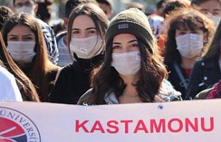 Kastamonu'da üniversite öğrencileri lösemiye dikkati...