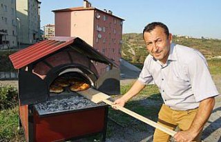Muhtarlık maaşını mahallesine hizmet için harcıyor