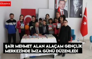 ŞAİR MEHMET ALAN ALAÇAM GENÇLİK MERKEZİNDE İMZA...
