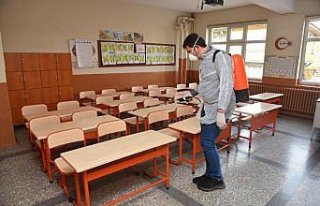 Taşköprü Belediyesi tarafından okullar dezenfekte...