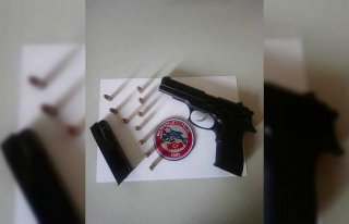 Trabzon'da ruhsatsız tabanca ele geçirildi