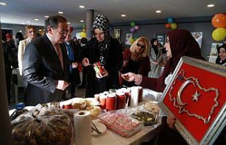 AK Parti Kadın Kolları Başkanlığı el emeği...