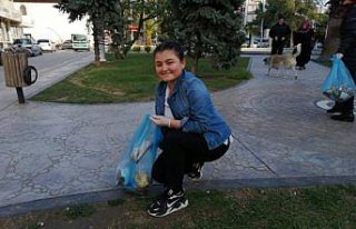 Bafra'da lise öğrencileri çevre temizliği yaptı