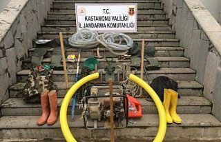 Kanyonda kaçak kazı yapanlar suçüstü yakalandı