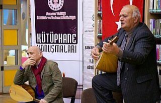 Kütüphane konuşmalarında aşıklar atıştı