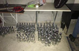 Samsun'da imalathaneye dönüştürülen iş yerinde...