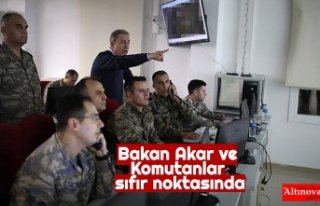 Bakan Akar ve kuvvet komutanları İdlib'deki...