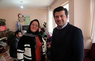 Kastamonu'daki kurslara katılan engelliler hem öğreniyor...